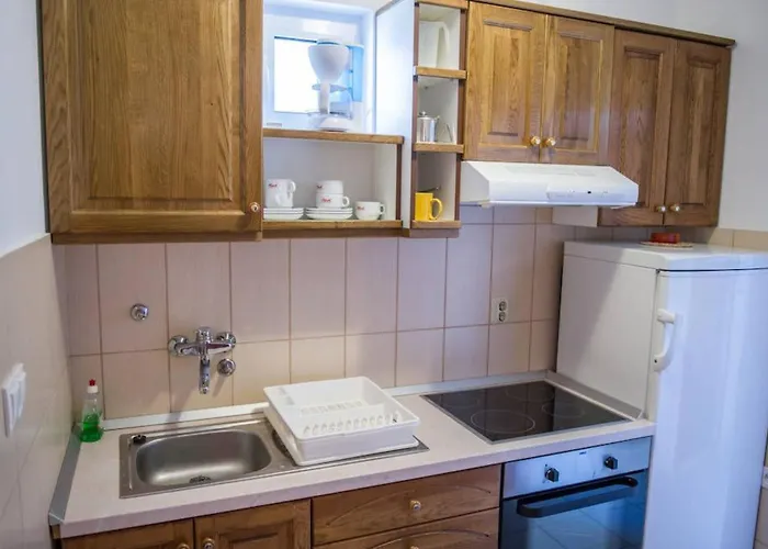 Fuer 5 Personen Zdravko 4 By Interhome