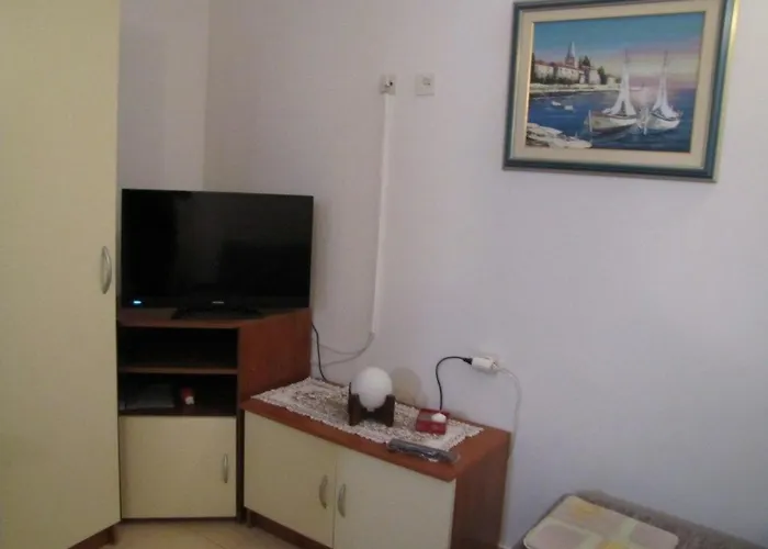 Fuer 5 Personen Zdravko 4 By Interhome